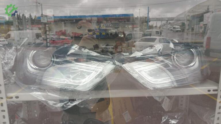 Audi A4 Xenon Far çıkma parça