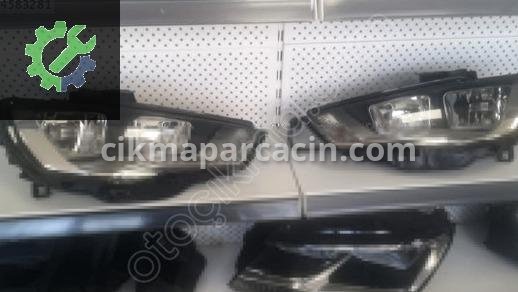 Audi A3 Sağ Ön Far çıkma parça