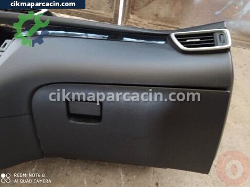 Nissan Qashqai Torpido Kapağı çıkma parça
