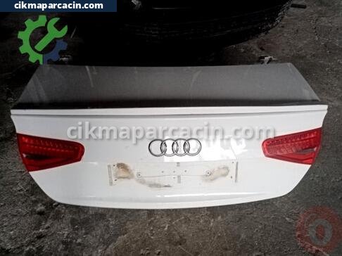 Audi A4 Bagaj çıkma parça