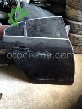 Volvo S60 Sağ Arka Kapı çıkma parça