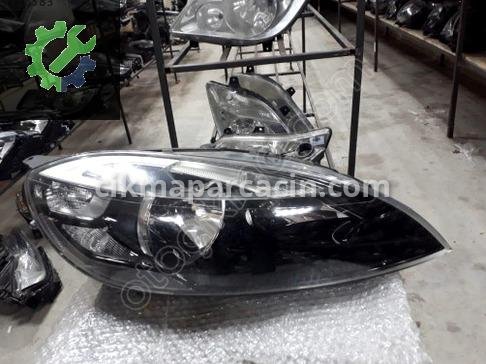 Volvo V40 Sağ Ön Far çıkma parça