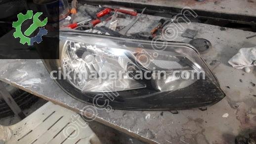 Volkswagen Caddy Sağ Ön Far çıkma parça