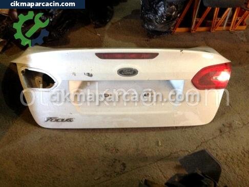 Ford Focus Bagaj Kapağı çıkma parça