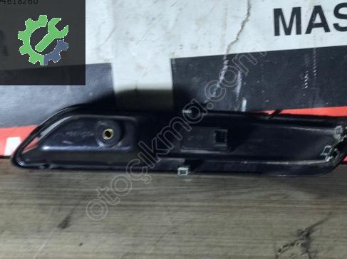 2016-2020 Nissan Navara D23 Çıkma Orjinal Cam Açma Düğmesi