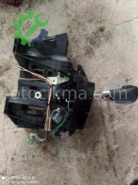 Nissan Qashqai Vites Kulesi çıkma parça