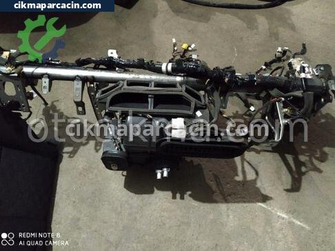 Nissan Qashqai Kalorifer çıkma parça