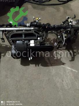 Nissan Qashqai Kalorifer çıkma parça