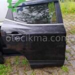 Nissan Qashqai Sağ Arka Kapı Çıkma