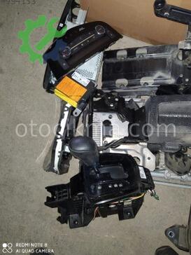Nissan Qashqai Sağ Ön Çamurluk çıkma parça