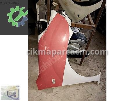 Renault Kangoo Çamurluk çıkma parça