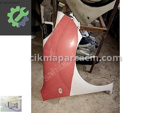 Renault Kangoo Çamurluk çıkma parça
