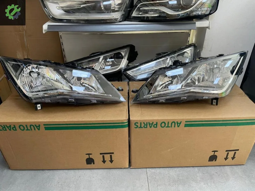 Seat Leon LED Far çıkma parça