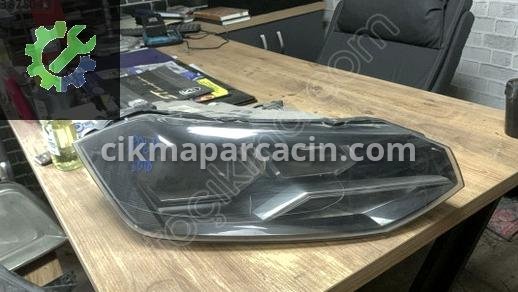 Volkswagen Polo Sağ Ön Far çıkma parça