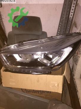 Ford Kuga Far çıkma parça