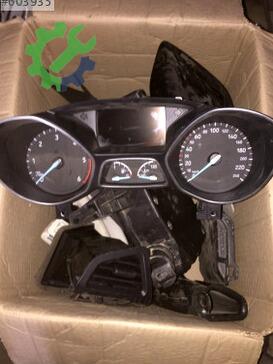 Ford Kuga Kontrol Ünitesi çıkma parça