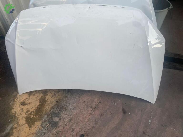 Volkswagen Caddy Kaput çıkma parça