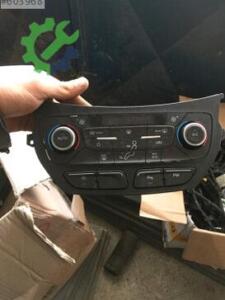 Ford Kuga Orijinal Çıkma Klima Paneli
