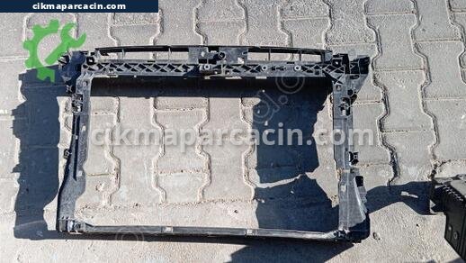 Skoda Superb Ön Panel çıkma parça