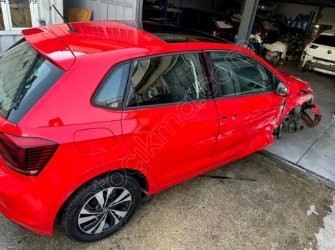 Volkswagen Polo Sağ Arka Kapı çıkma parça