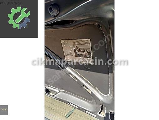 Mercedes-Benz 190 Bagaj Kapağı çıkma parça