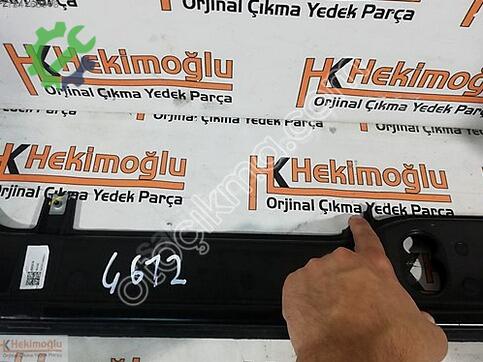 Hyundai i20 64101 çıkma parça