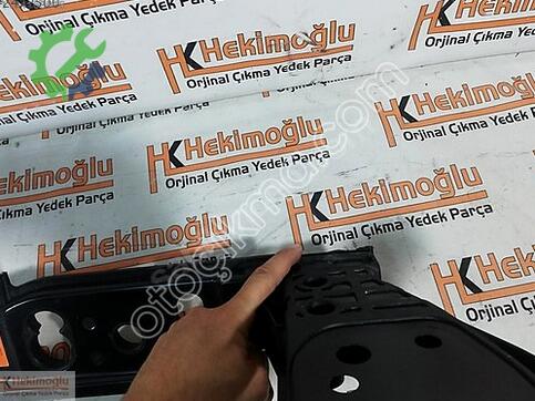 Hyundai i20 64101 çıkma parça