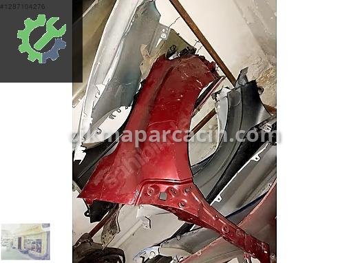 Dacia Duster Sağ Ön Çamurluk çıkma parça