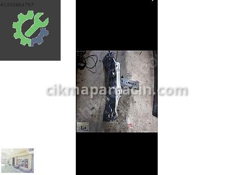 Renault Express Ön Konsol Panel çıkma parça