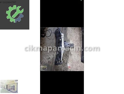 Renault Express Ön Konsol Panel 625044317R çıkma parça
