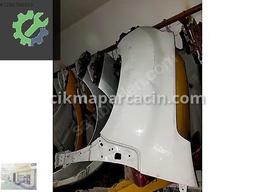 Dacia Duster Çamurluk 631011252R çıkma parça