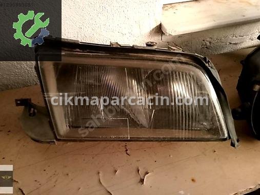 Mercedes-Benz CLA Sağ Ön Far çıkma parça