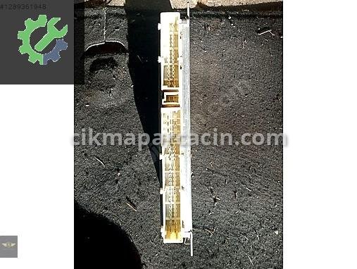 Mercedes-Benz CLA Beyin 01754578 çıkma parça