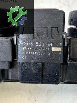 2038218879 MERCEDES W203 SİNYAL DÖTRLÜ İKAZ DÜĞMESİ