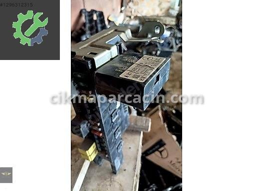 Mercedes-Benz CLA Beyin 2118209126 çıkma parça