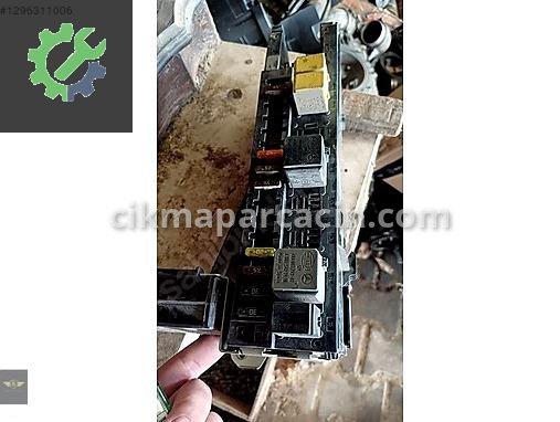 Mercedes-Benz CLA Sam Beyni 2035453201 çıkma parça