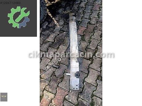 Mercedes-Benz CLA Tampon Demiri çıkma parça