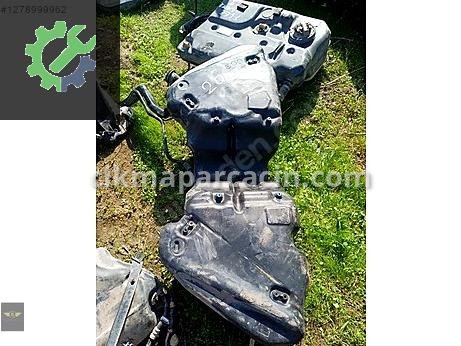 Mercedes-Benz C Serisi Yakıt Deposu çıkma parça