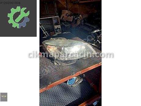 Mercedes-Benz CLA Sol Ön Far çıkma parça