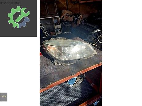 Mercedes-Benz CLA Sol Ön Far çıkma parça