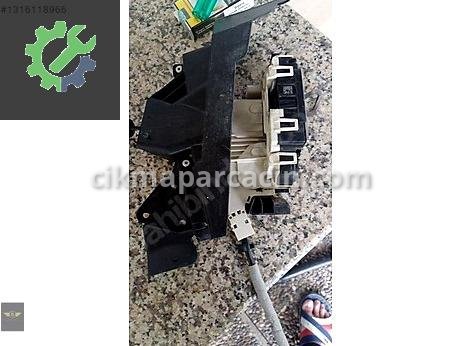 Mercedes-Benz CLA Dış Kapı Kolu çıkma parça