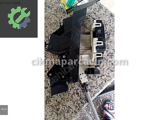 Mercedes-Benz CLA Sol Ön Kapı Kilidi A2047202735 çıkma parça