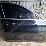205 kasa Mercedes c class sağ ön siyah kapı