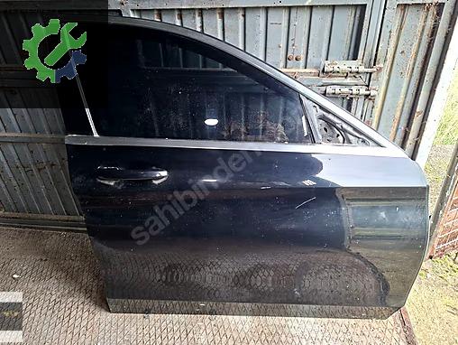 205 kasa Mercedes c class sağ ön siyah kapı