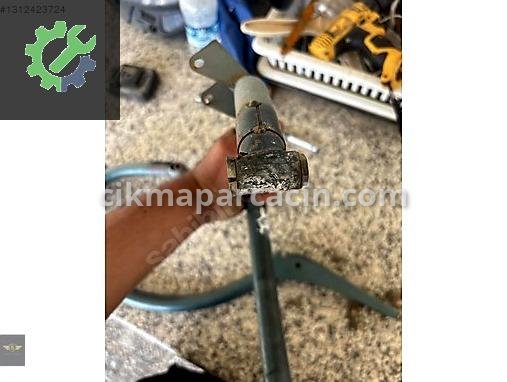 Mercedes-Benz CLK Bagaj Menteşesi çıkma parça