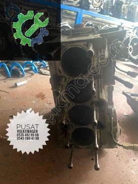 2004 Volkswagen Passat Motor Takozu Çıkma Parça Ankara