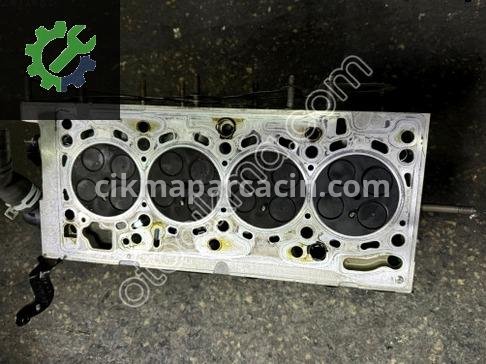 Audi A3 Silindir Kapağı 04L103373 çıkma parça