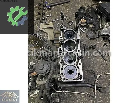 Volkswagen Passat Yarım Motor çıkma parça