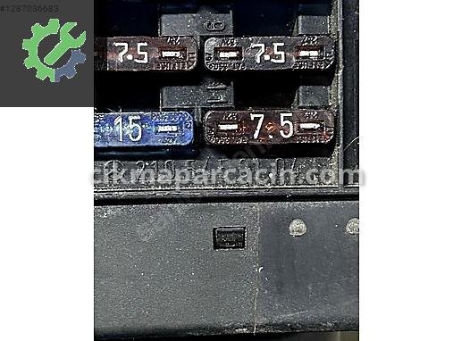 Mercedes-Benz EQA Far Anahtarı 2105451804 çıkma parça