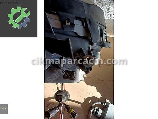 Mercedes-Benz EQA Sağ Ön Far çıkma parça